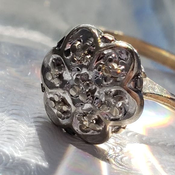 True Vintage 7 diamond engagement ring 10kt gold - Picture 9 of 12